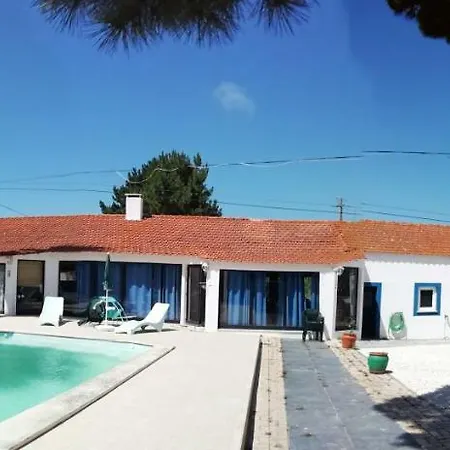 A Sardinha בית נופש Salir de Porto